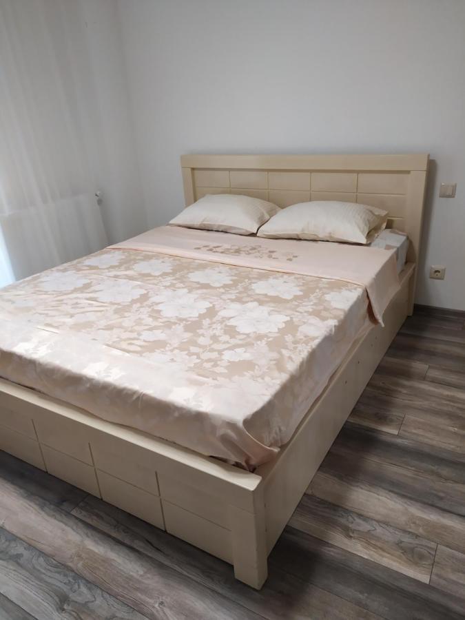 Tikas Home Апартаменты تبليسي المظهر الخارجي الصورة